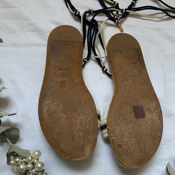 Louis Vuitton Lace-Up Strappy Sandals - Picture 5 of 8